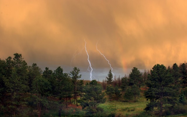 01309_summerstorm_1440x900