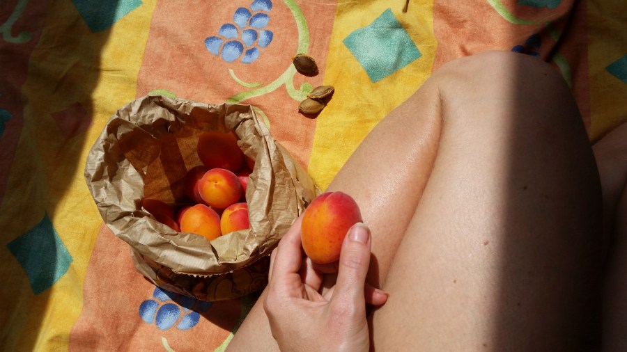 Pauline Frugivore Alsacienne Bronzage Frutarien